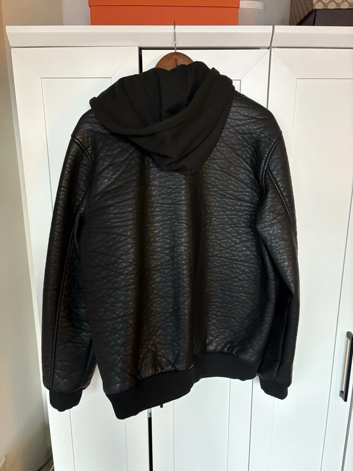 Chaqueta de cuero sintético Obey Propaganda para hombre Foto 2 de 4