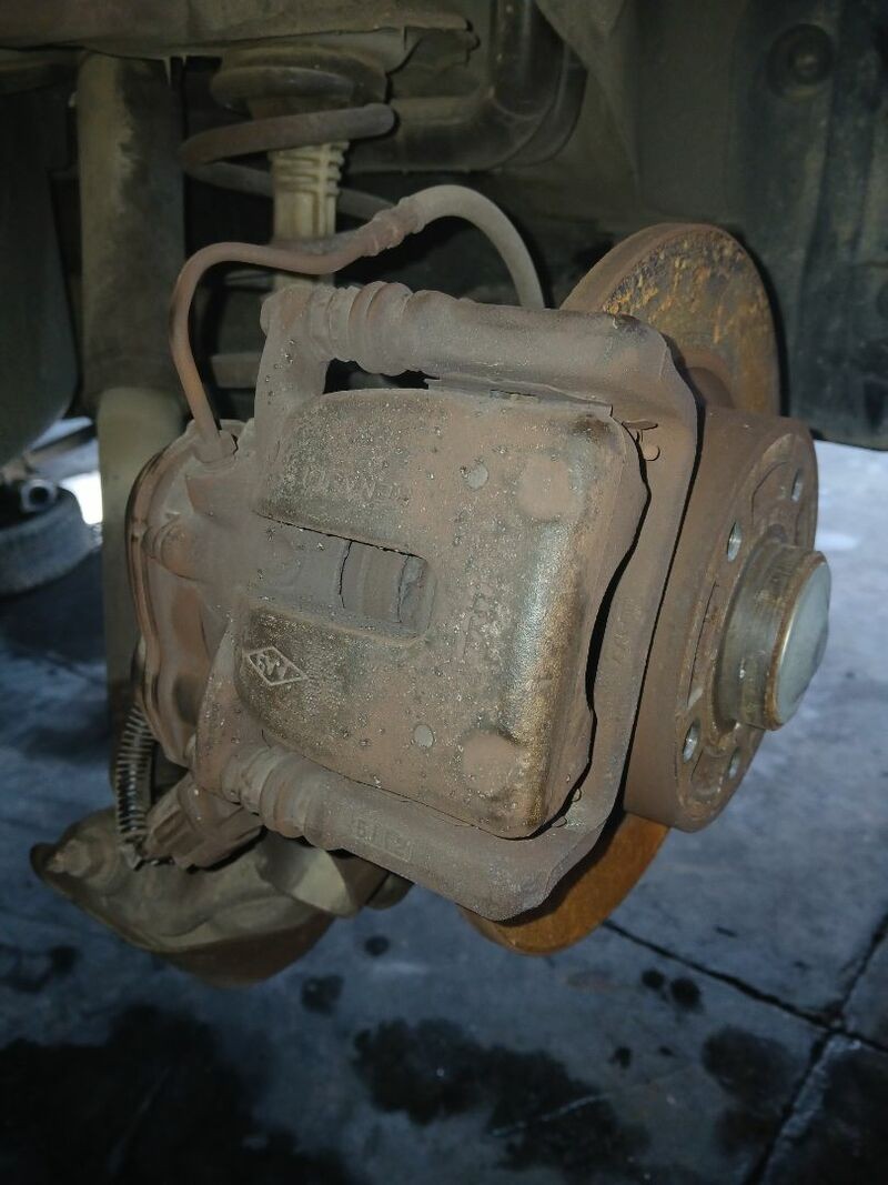 32338814 rear right brake caliper Renault Scenic III Grand 2010 1207364