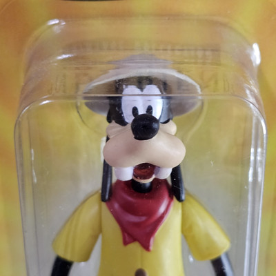 Reaction Mickey and Friends Vintage Collection Goofy & Pluto