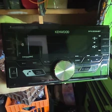 Kenwood digital media receiver AM/FM XM CD DPX303MBT