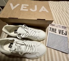 BNIB VEJA Esplar Trainers White Leather UK 7 EU 40. Worn a few times 