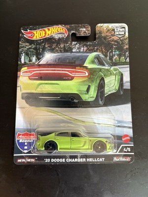HOT WHEELS PREMIUM '20 DODGE CHARGER HELLCAT AMERICAN SCENE 4/5 W/REAL RIDERS