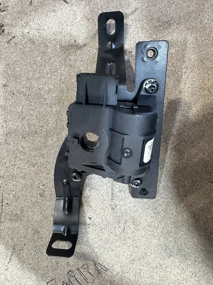 Centralina VW new Beetle Cabrio 1Y 1800035B - Immagine 2 di 2