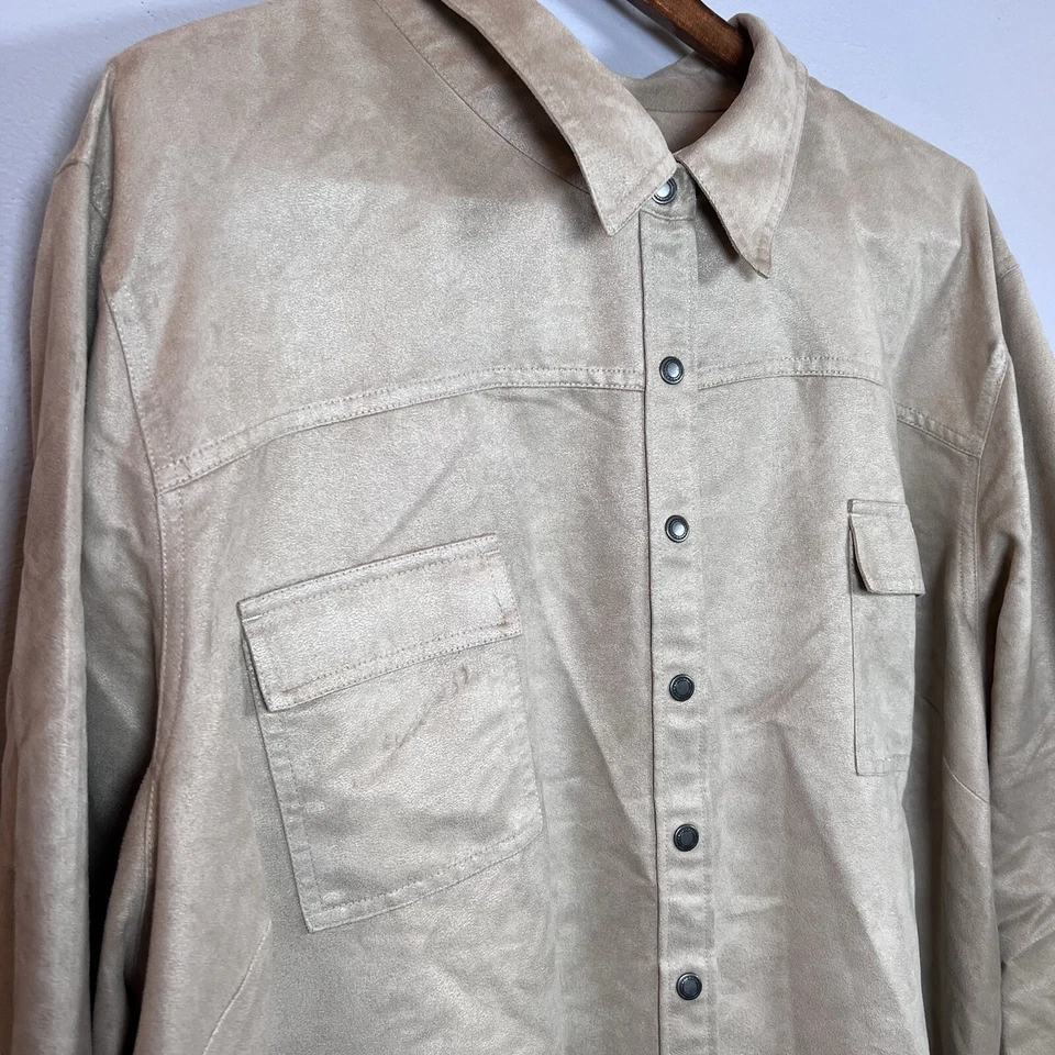 Liz & Me Women’s 4X Shirt Faux Suede Tan Long Sleeve Button Up Shirt Pockets - Image 2 of 4