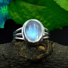 Beautiful Moonstone Gemstone 925 Sterling Silver Boho Ring Valentine Gift C-694