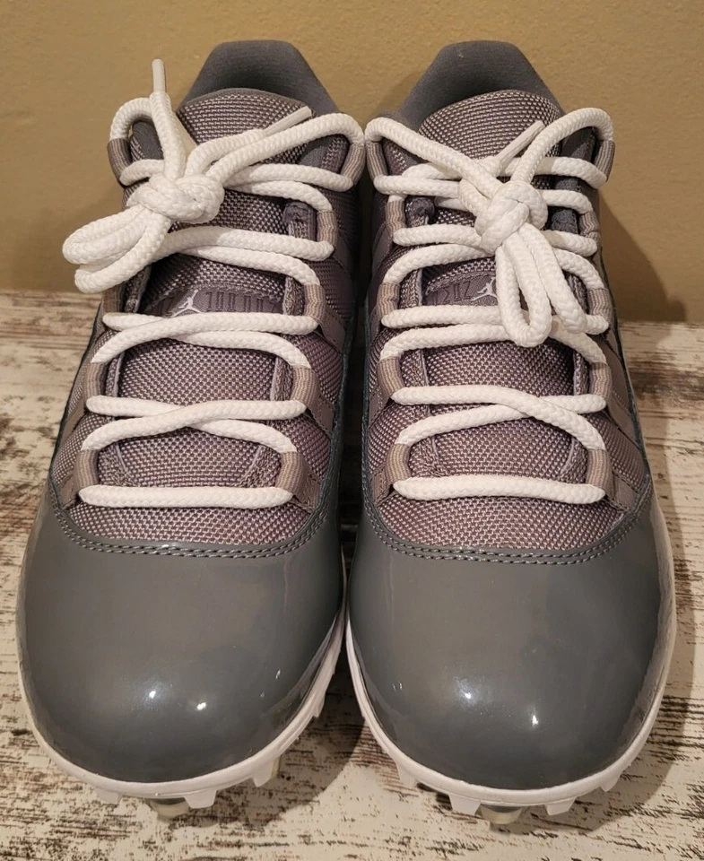 Talla DS Botines de fútbol 9,5 Air Jordan 11 retro grises bajos fríos AO1560-003 Foto 3 de 4