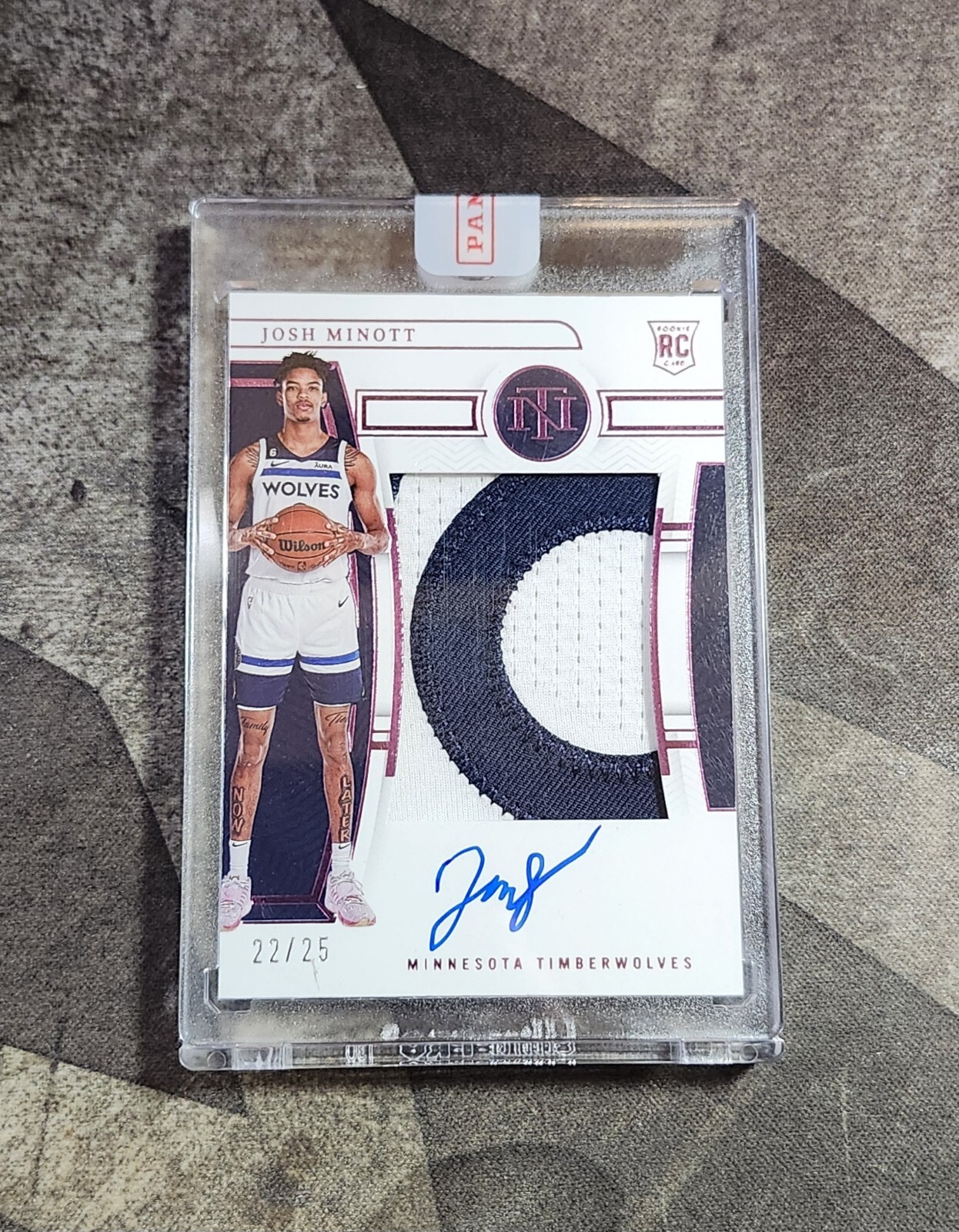 2022-23 National Treasures Josh Minott Pink Rookie Patch Auto Auto /25 #143