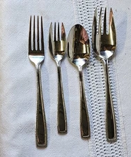 Lenox Stonecliff 20 pieces Dinner Forks Spork Spoonik Serve Fork & Spoons