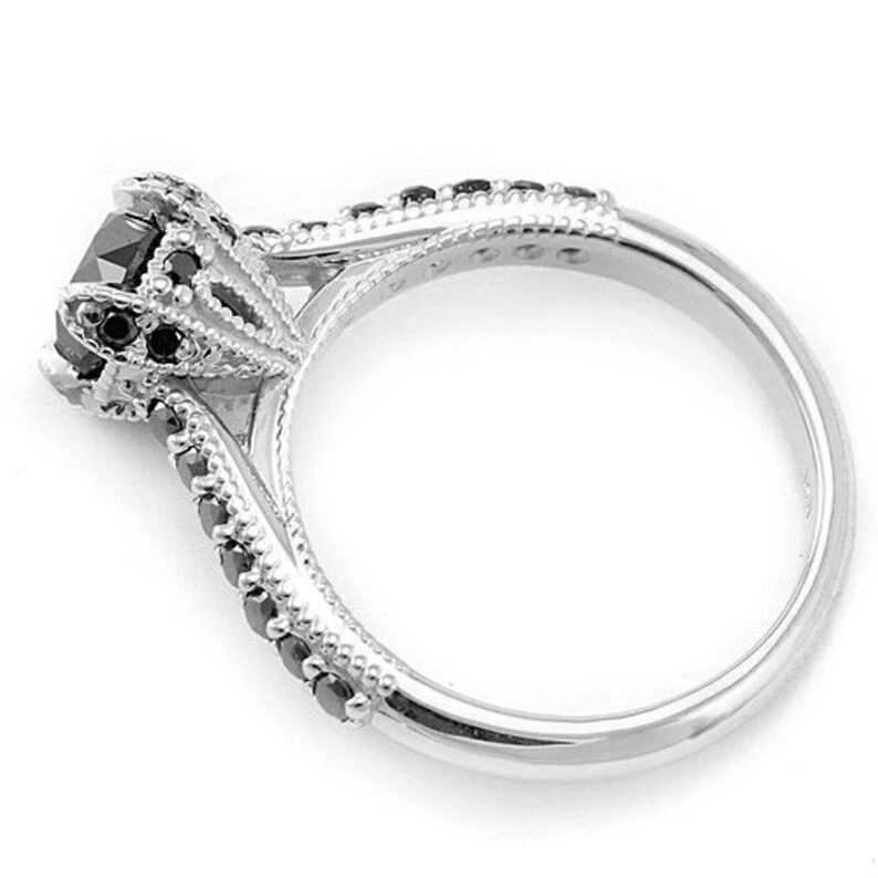 Комплект из 2 круглых черных ониксовых лабораторно созданных подходящих свадебных колец с покрытием из белого золота 14 карат - Изображение 2 из 4