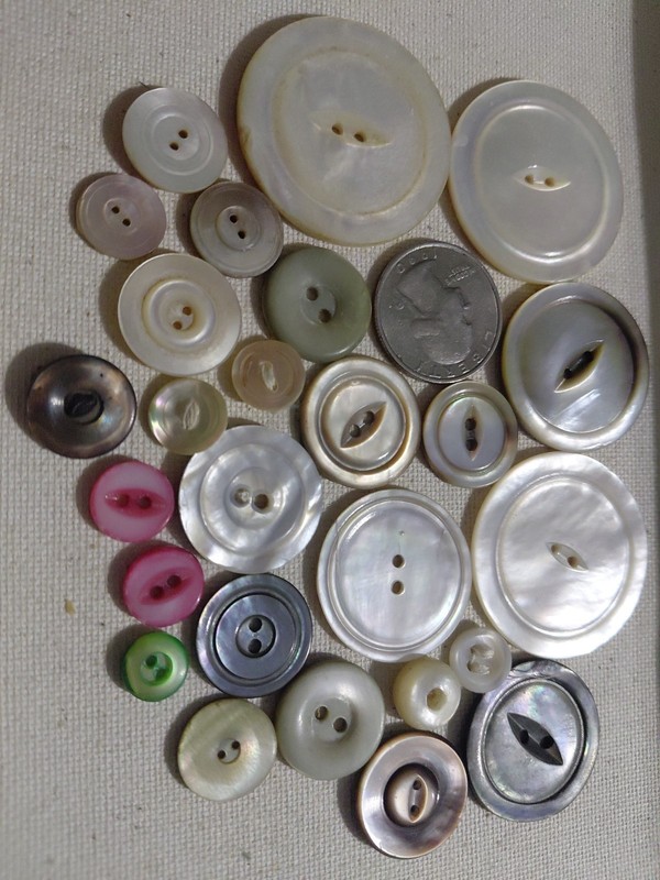 Lot of 25 Vintage Carved Mother of Pearl Buttons, Mixed Styles & Colors (#4)