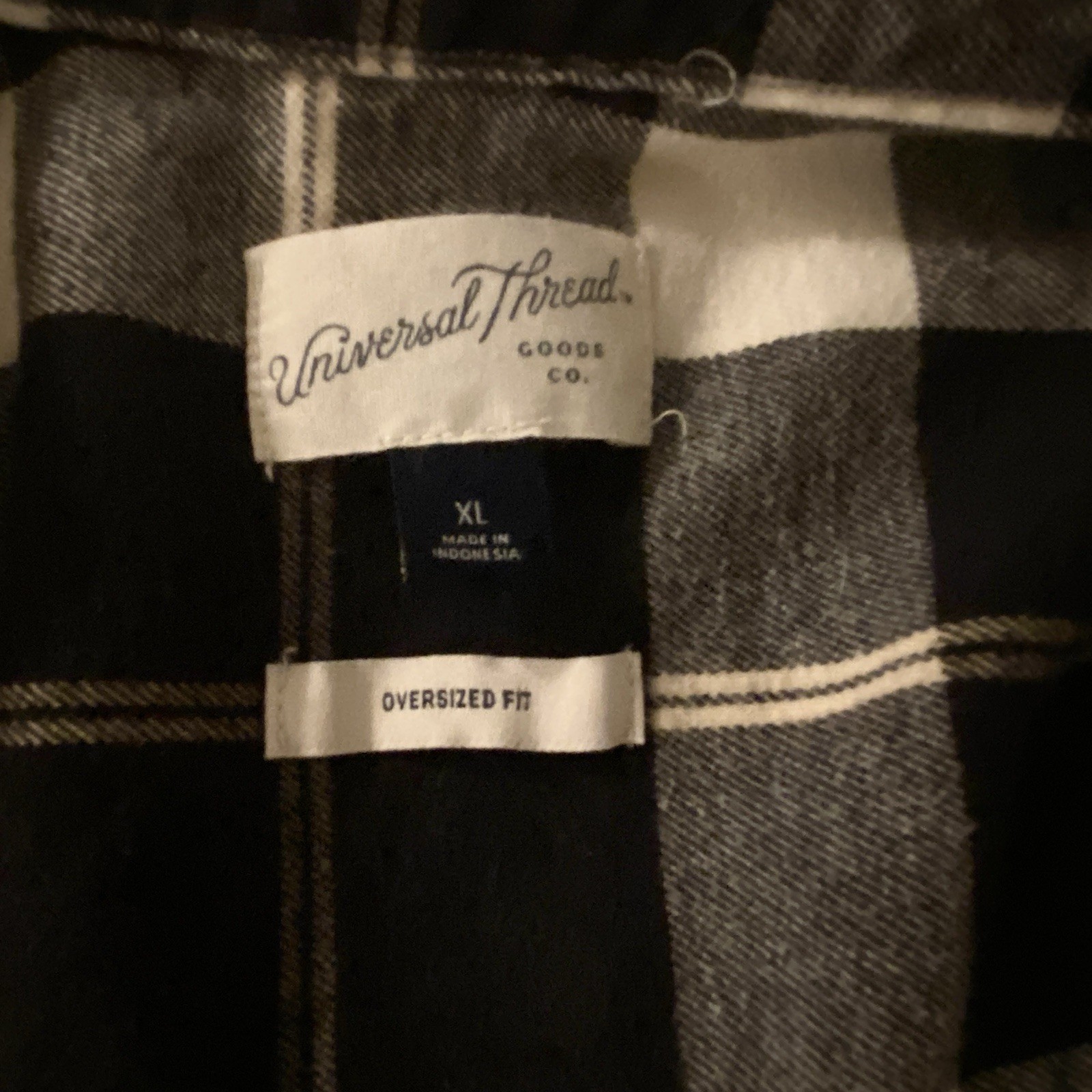 Universal Thread Oversized Black / White Buffalo … - image 3