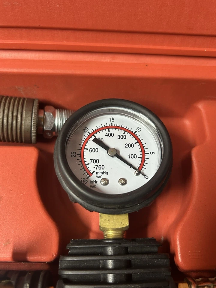 КОМПЛЕКТ ДЛЯ ЗАПРАВКИ ВАКУУМНОЙ ОХЛАЖДАЮЩЕЙ ЖИДКОСТИ РАДИАТОРА — инструменты для автосервиса — пневматический инструмент - Изображение 4 из 4