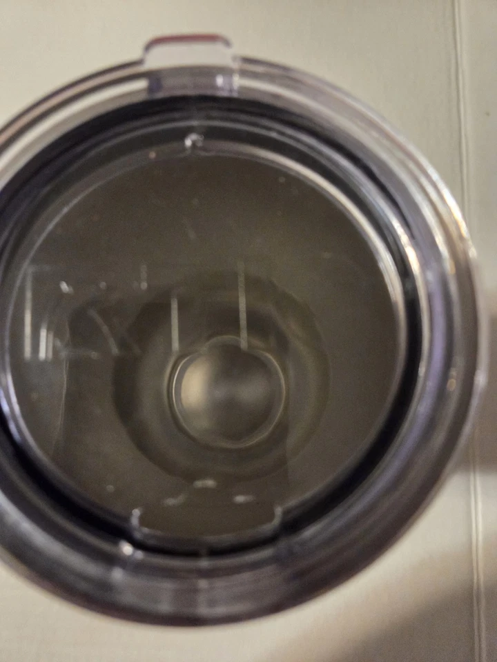 Vaso Rtic con Tapa Rosa Caliente Poco Usado Buen Estado Limpio Foto 4 de 4