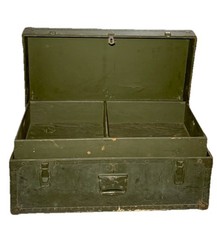 Vintage 1940’s Poirier & McLane US Army Military Footlocker Trunk Chest Rare
