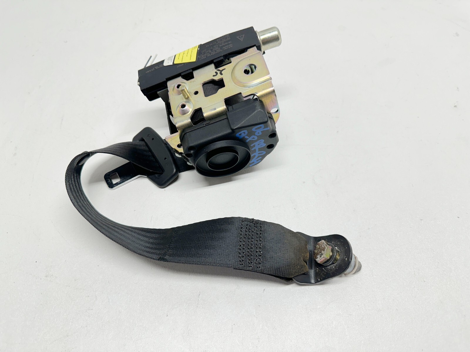 Maserati Quattroporte 2003-2008 Rear Right Seat belt retractor P/N 33021470