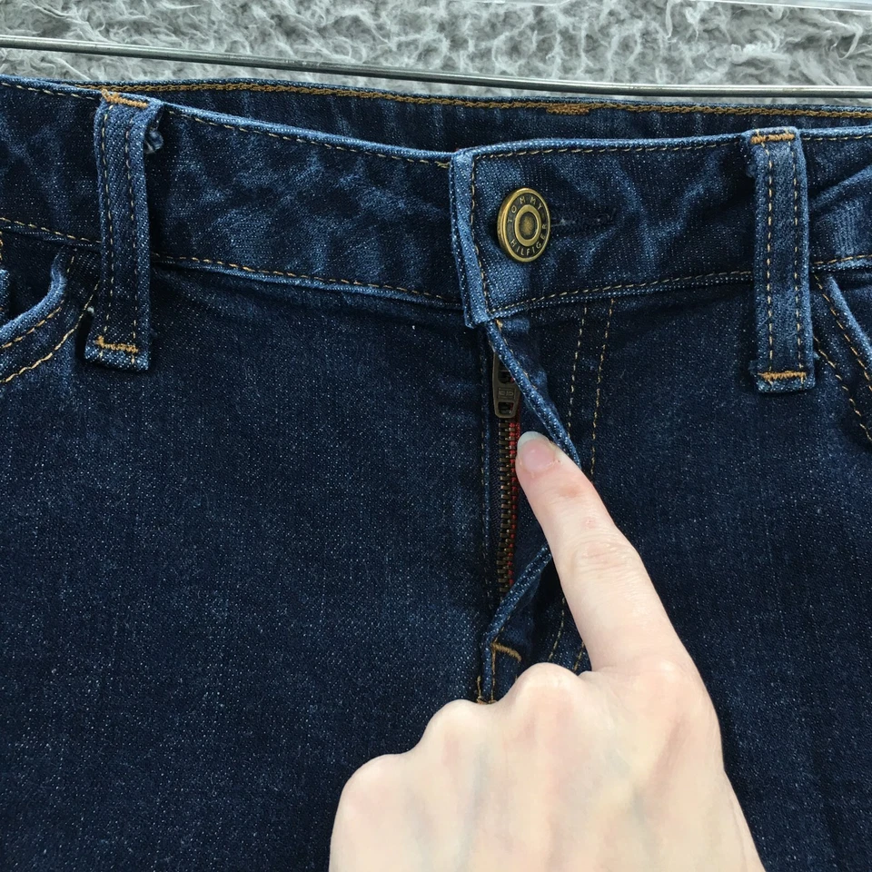 Tommy Hilfiger Bermuda Shorts Womens 00 (actual 29x9.5) Blue Dark Wash Denim Zip - Image 3 of 4