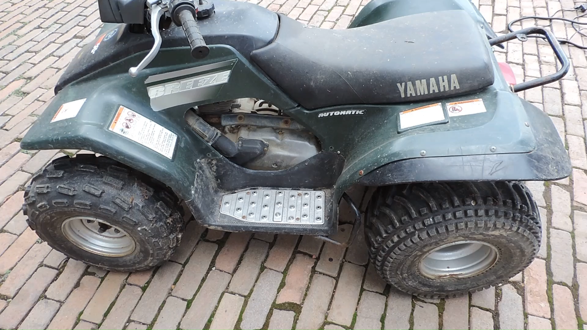 2003 Yamaha Breeze 125 Front Fender Green - Main Image