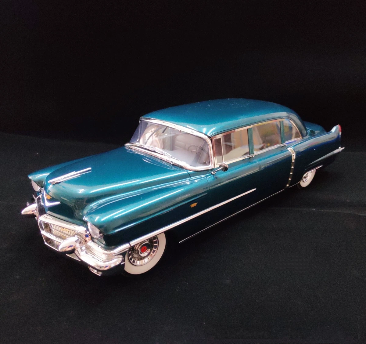 Cadillac 1:18 Scale Diecast Limousines for sale | eBay