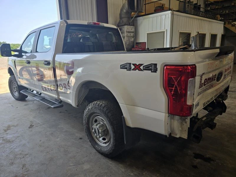 Alternador FORD F-350 SUPER DUTY 17-22 E778514 Foto 3 de 4