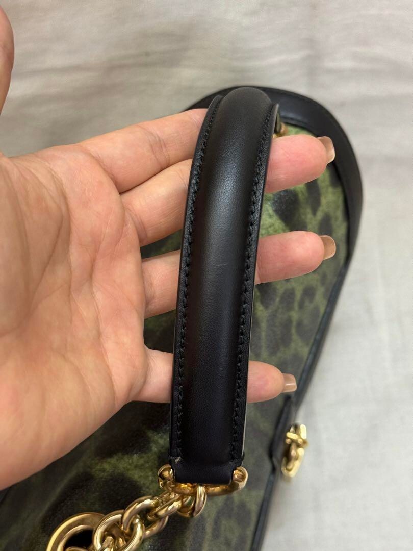 Dolce & Gabbana D&G Leopard Padlock Turn Lock Chain Hand Dolce & Gabbana D&G Leopard Padlock Turn Lock Chain Hand