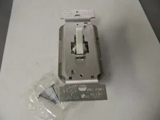 PASS & SEYMOUR  - TOGGLE DIMMER 600W 3W LIGHTED WHITE  QTY 2 T603-LW