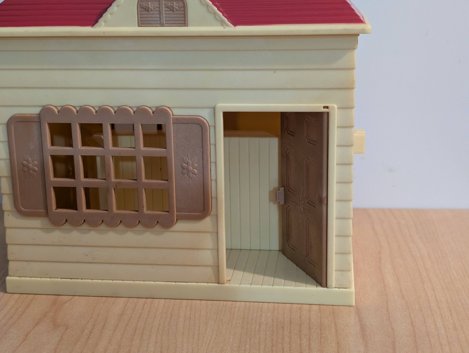 Sylvanian Families Red Roof Cosy Cottage / Carry Cottage Dolls House Parts