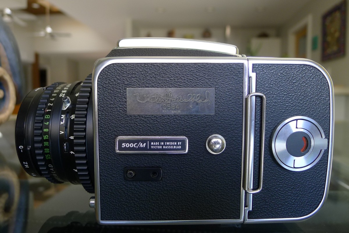 HASSELBLAD 500C A12 80/2.8 レンズキット HASSELBLAD 500C/M 80MM C f/2.8 T* A12 **25 Years Kit** Exc+++