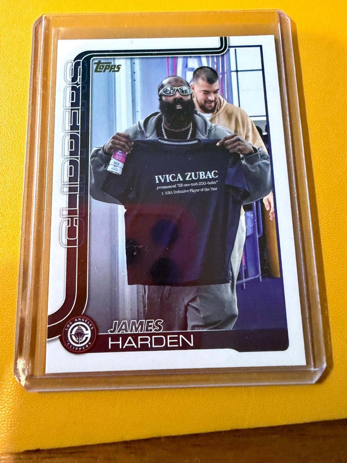 2025-26 Topps Basketball James Harden Golden Mirror Variation Case Hit SSP #143
