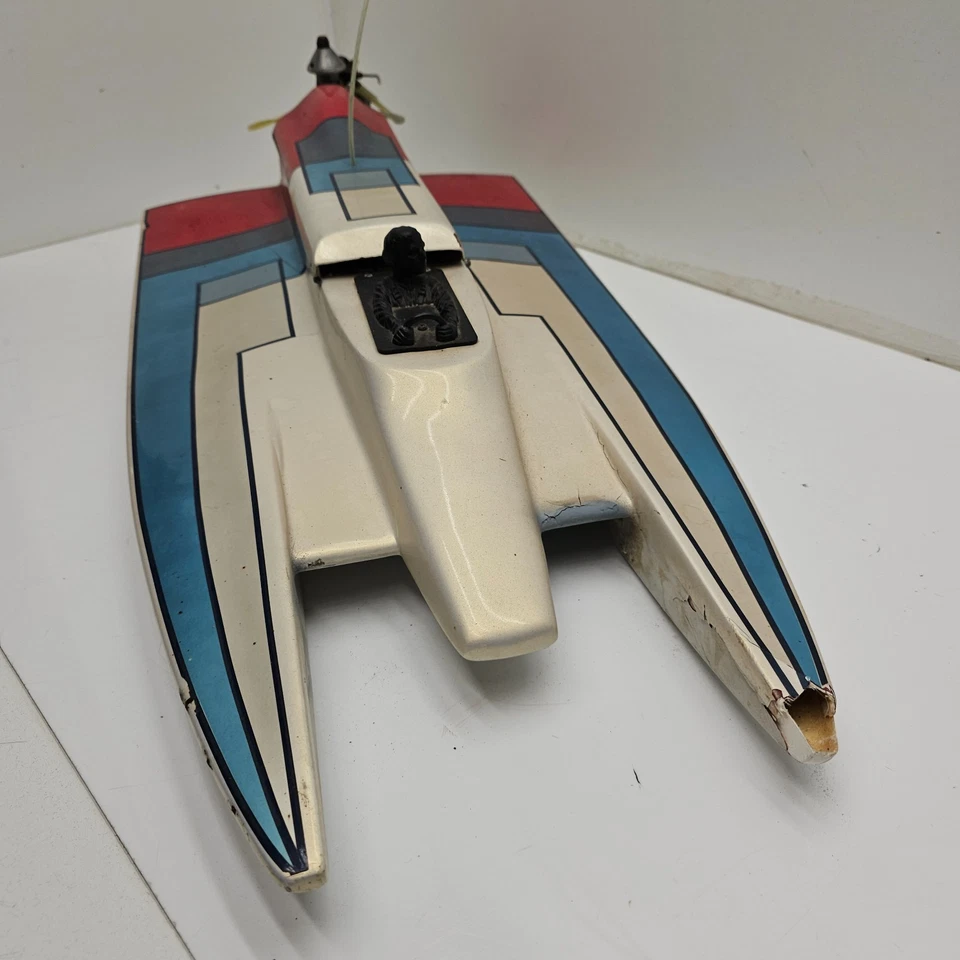 Vintage RC Catamaran Boat Glow Nitro Engine Red White Blue Hull AS IS - Image 2 of 4