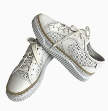 Voile Blanche Sneakers White Perforated Leather Lace-Up Woven Details Size US 8