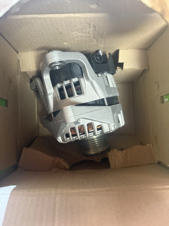 Alternador Chevy Cruze 2011-2014: Valeo OEM 849049 [TOTALMENTE NUEVO] Foto 2 de 4