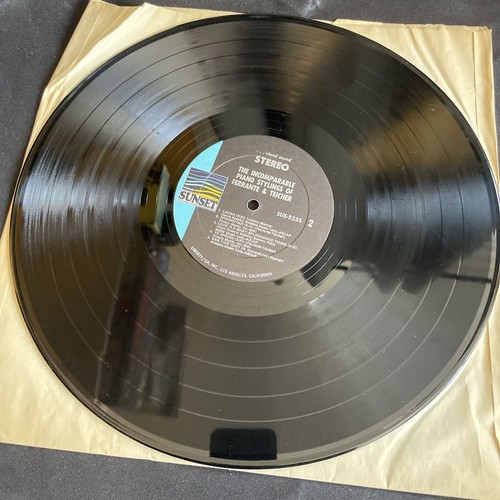 Incomparable Piano Stylings Ferrante and Teicher Vinyl LP Record SUS-5235 A - Picture 4 of 4