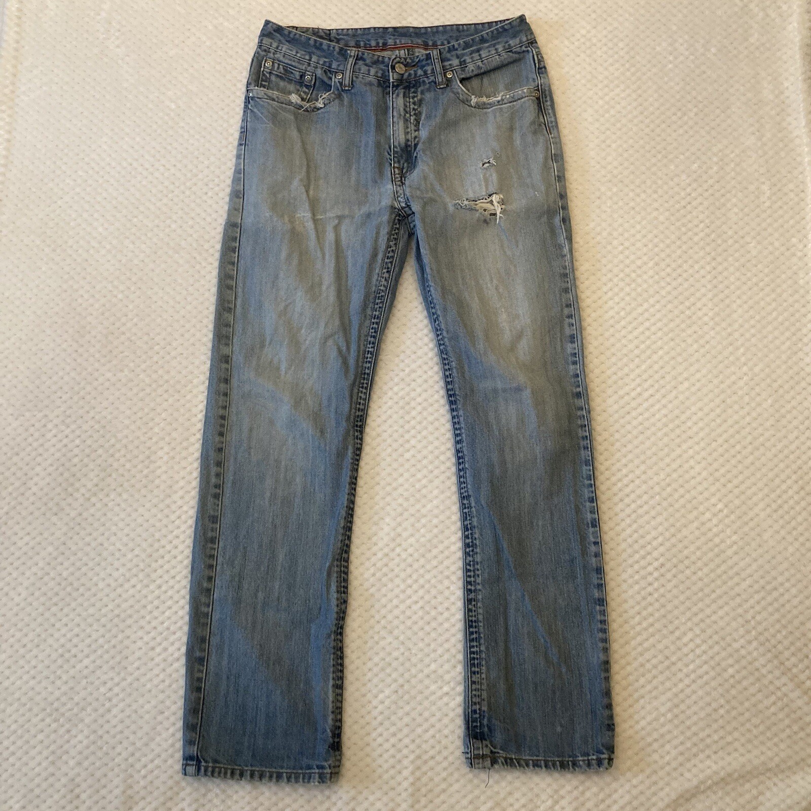 Red Camel Jeans Men's 32 x 30 Blue Straight Leg Relaxed Fit Distressed Thrashed