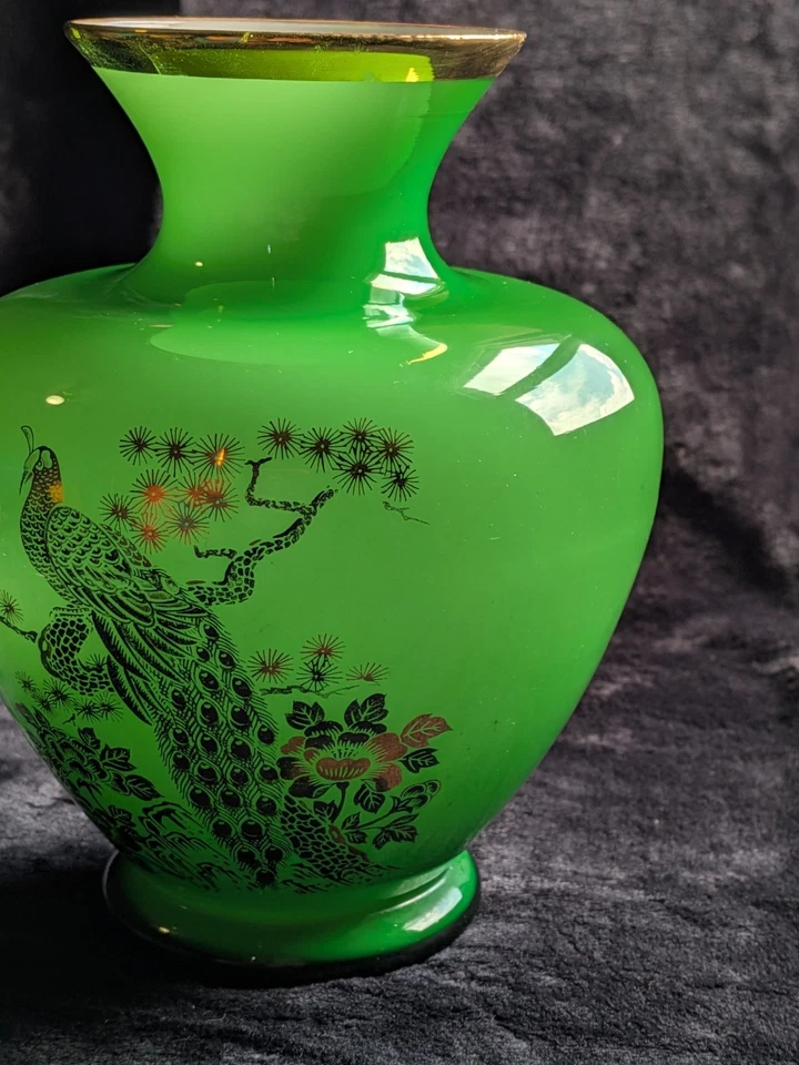 Rare Antique Peacock Vase W/Gilt Decor Japanese Jade Greed Cased Glass 1900s - Image 2 of 4
