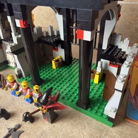 LEGO 6097 Fright Knights: Night Lord&rsquo;s Castle Missing Few Pieces No Box