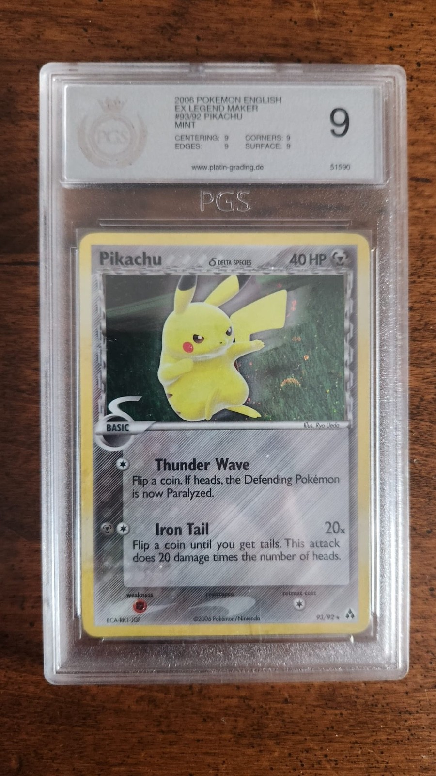 Pikachu (Delta Species) 93/92 Legend Maker Holo PGS 9 Near Mint ENG inglese