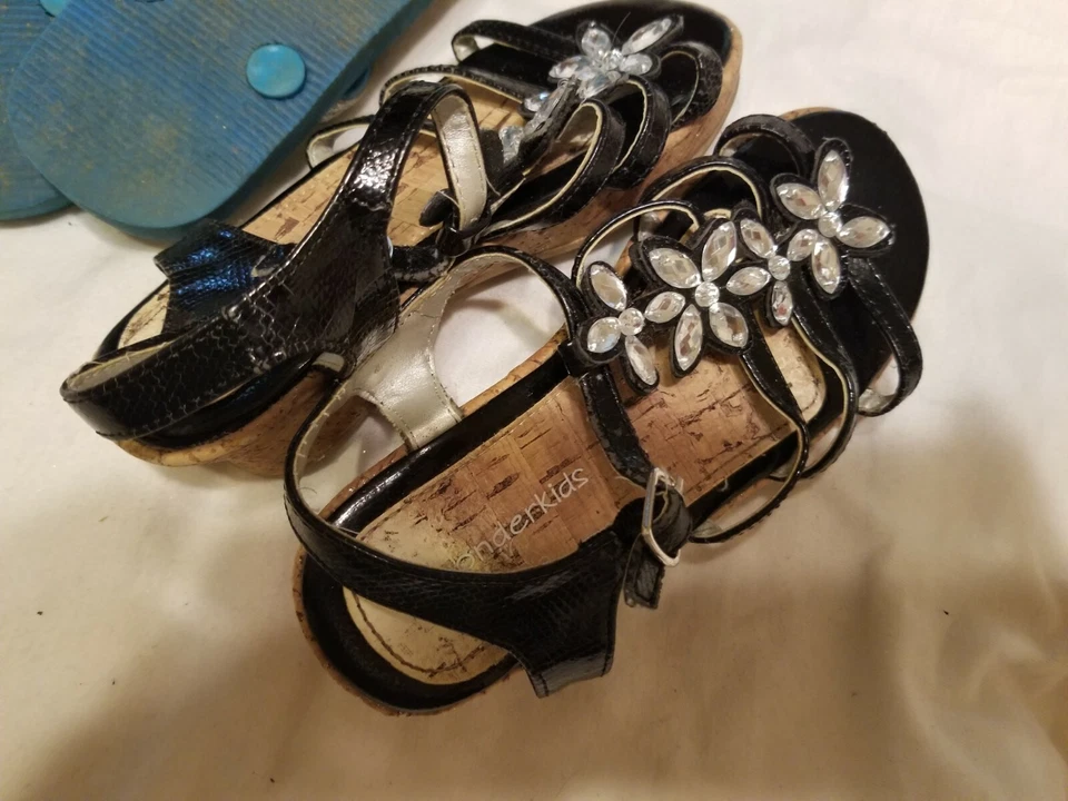 Sandalias niñas conjunto de 2 pares talla 11 1 chanclas op otras elegantes brillantes wondkids Foto 4 de 4