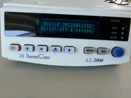 ThermoQuest AS-2000 CU Gas Cromatografo Autocampionatore Controller - Foto 3 di 12