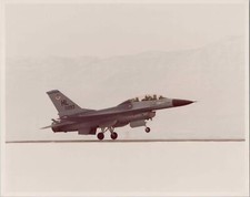 GENERAL DYNAMICS F-16 FIGHTING FALCON ORIGINAL MANUFACTURERS PHOTO 99