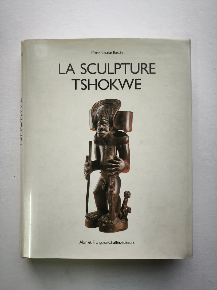 La Sculpture Tshokwe - Marie-Louise Bastin | Relié | Très bon état - Photo 1/3