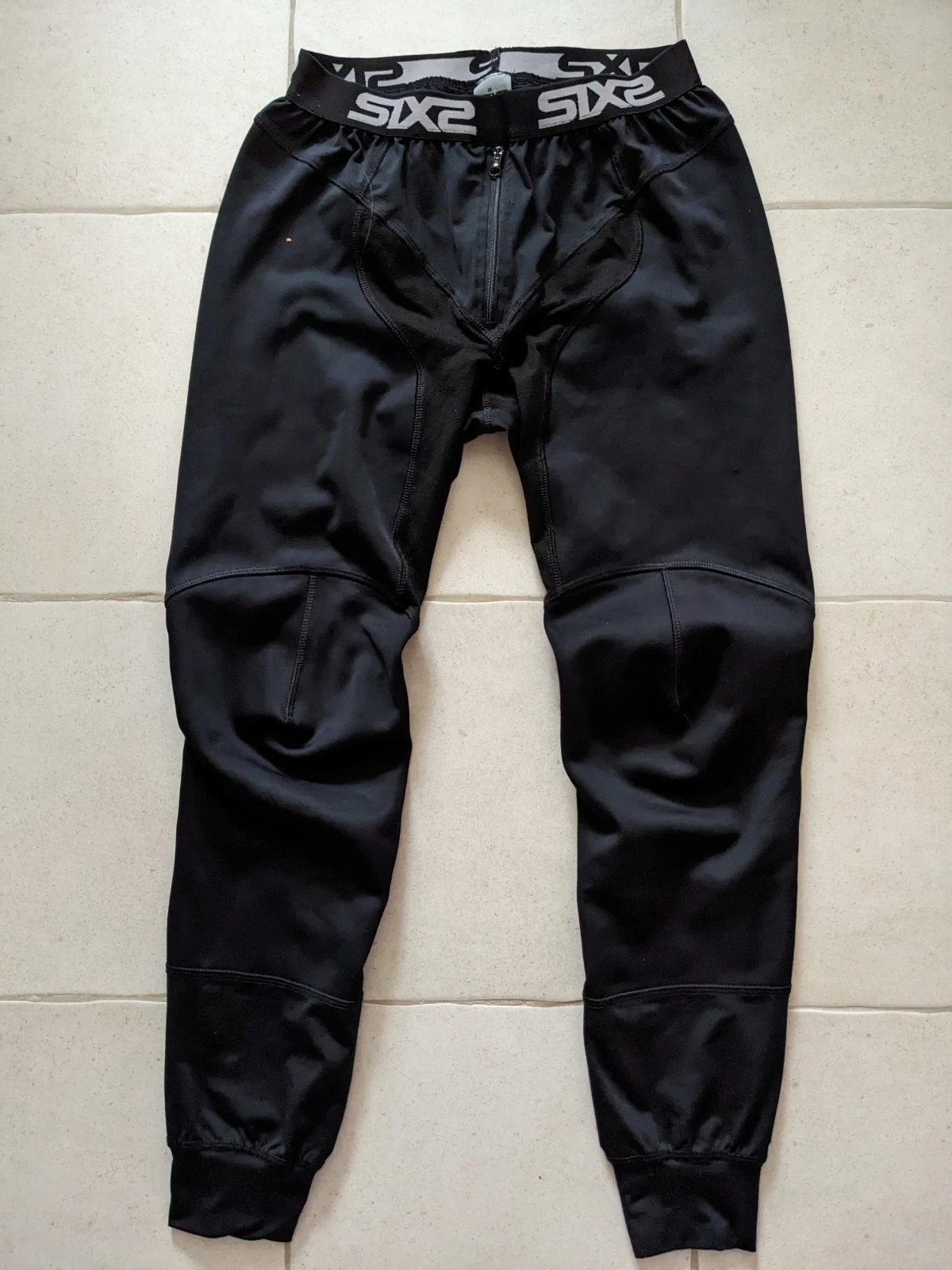 SIXS WTP 2 base layer Wind Stopper pants size M
Opens in a new window or tab