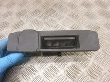 2018 MERCEDES BENZ GLA HECKKLAPPENKNOPF SCHALTER GRIFF A1667500993