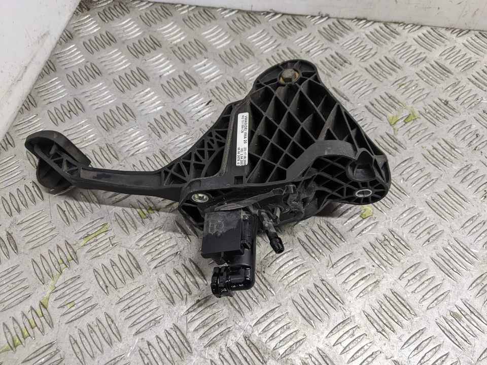 PEDAL EMBRAGUE AUDI A3 EDICIÓN ESPECIAL 8P1 3 PUERTAS ESCOTILLA 2007 1k2721059cb Foto 4 de 4