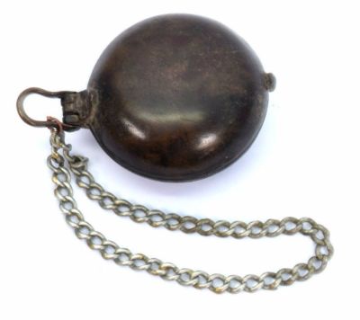 Antique Ethnic Brass Betel Lime Paste Chuna-Dani Box With nice Chain. i22-27 