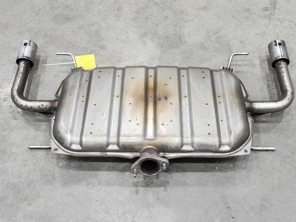 Silenciador de escape trasero Mazda 6 2014-2017 2,5 L pieza original OEM PY0140100B Foto 2 de 4