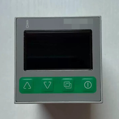 1piece used Schneider RTC48PUN1RNHU Thermostat Fast Shipping