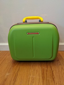 Vintage United Colors of Benetton maleta equipaje duro caso Multicolor Con  Llave | eBay