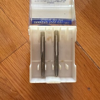 Travers Tool Co. 1/4 20 F 17 Set di rubinetti #12 101 917