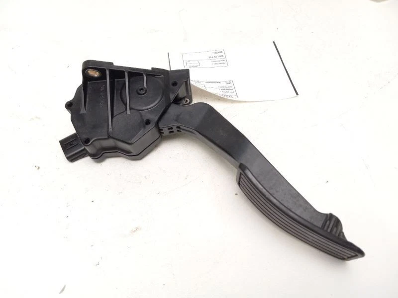 Pedal de gasolina Subaru Impreza 2015 Foto 4 de 4