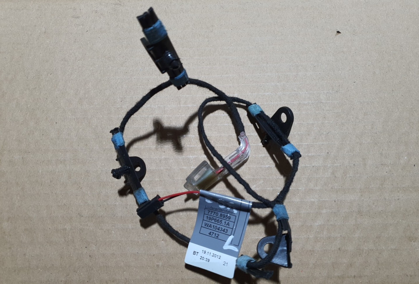 BMW 1 Series E88 Door Wiring Loom Lighting Light Passenger Side 